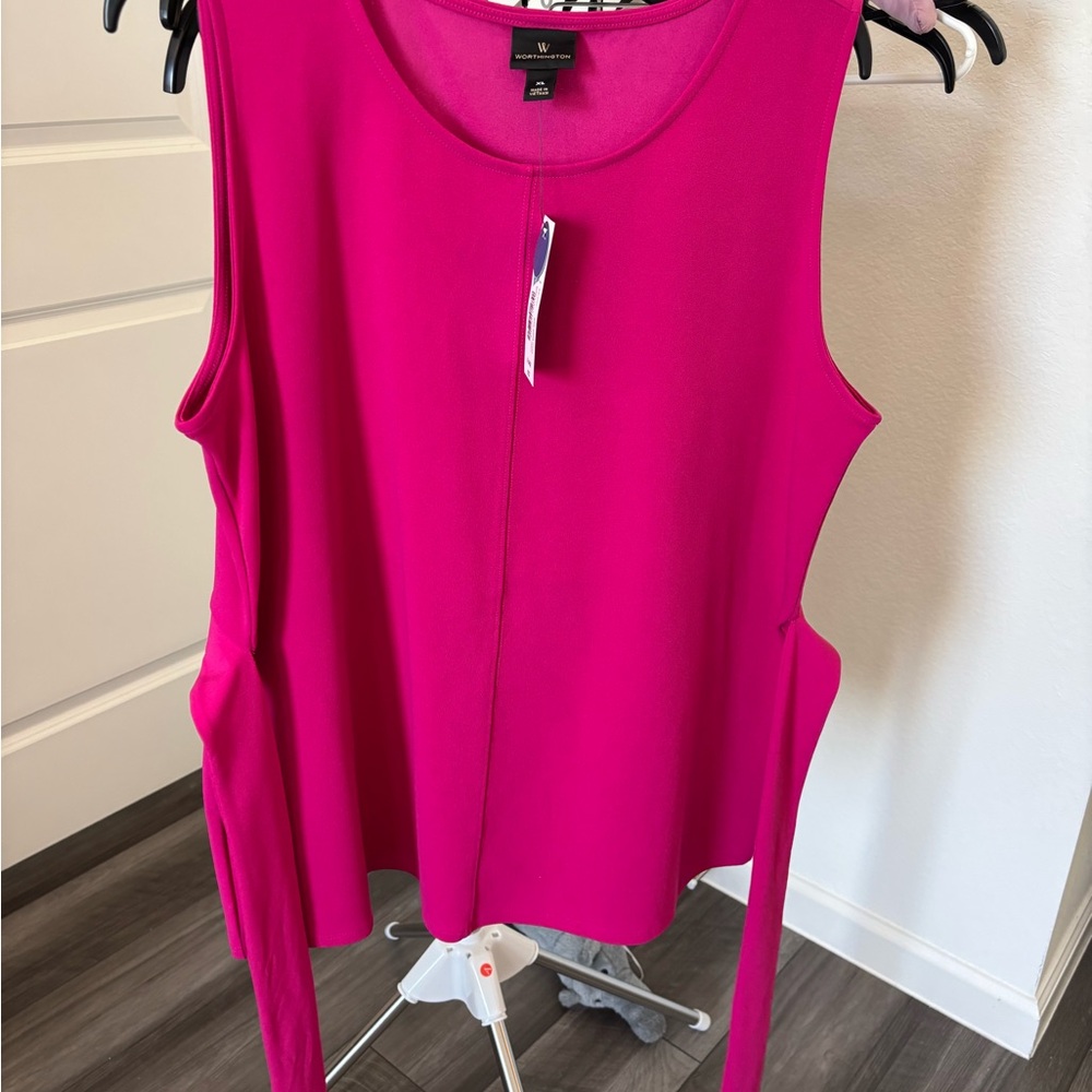 Women's Pink Sleeveless Top